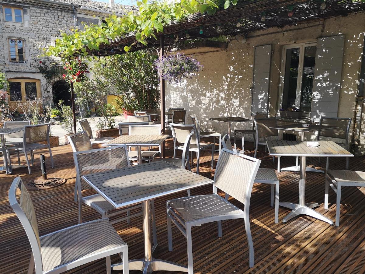Auberge De L Helvie Chez Coco & Ricou Valvigneres Exterior foto