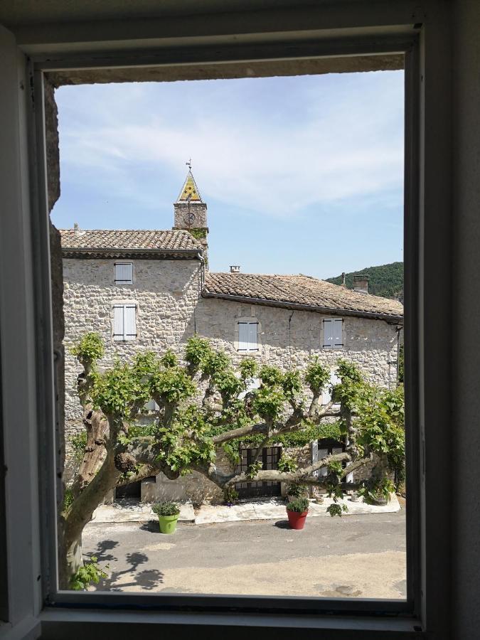 Auberge De L Helvie Chez Coco & Ricou Valvigneres Exterior foto